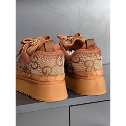 Zapatillas Gucci con plataforma - Imagen 2