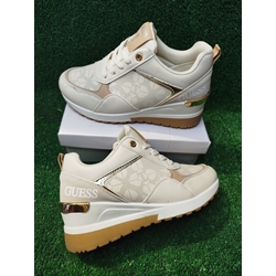 Zapatillas Guess con plataforma - Imagen 1