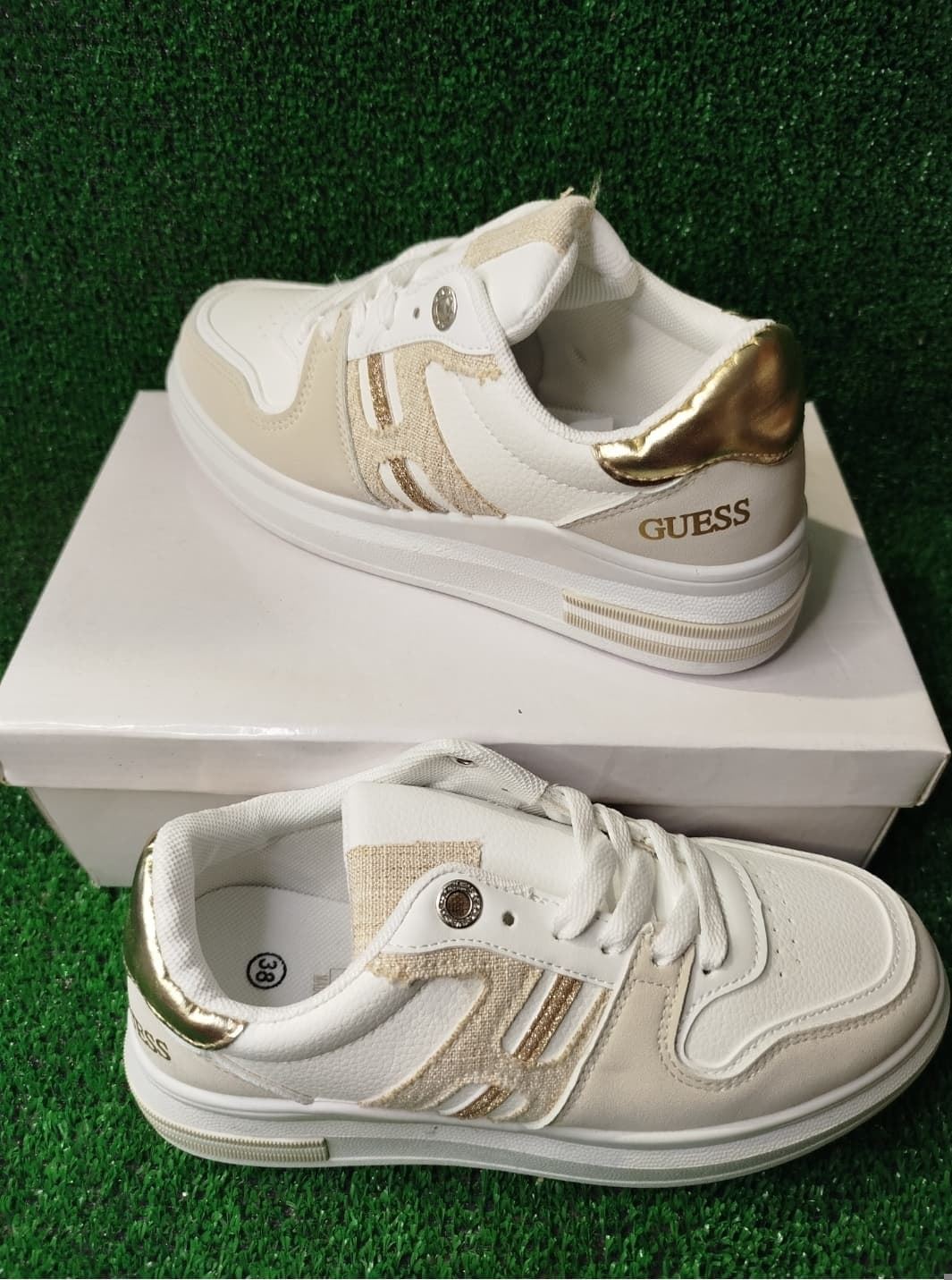 Zapatillas Guess mujer - Imagen 1