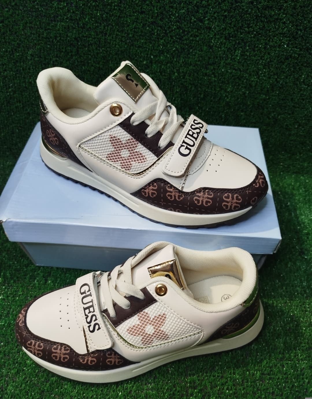 Zapatillas Guess - Imagen 1