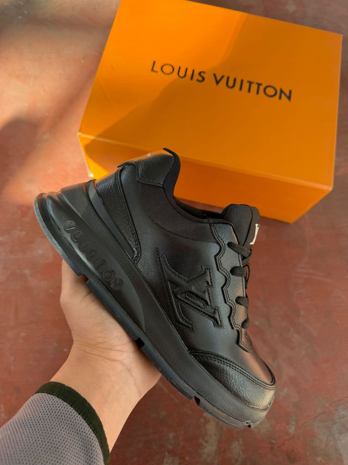 Zapatillas Louis Vuitton Trainer 2026 - Imagen 2