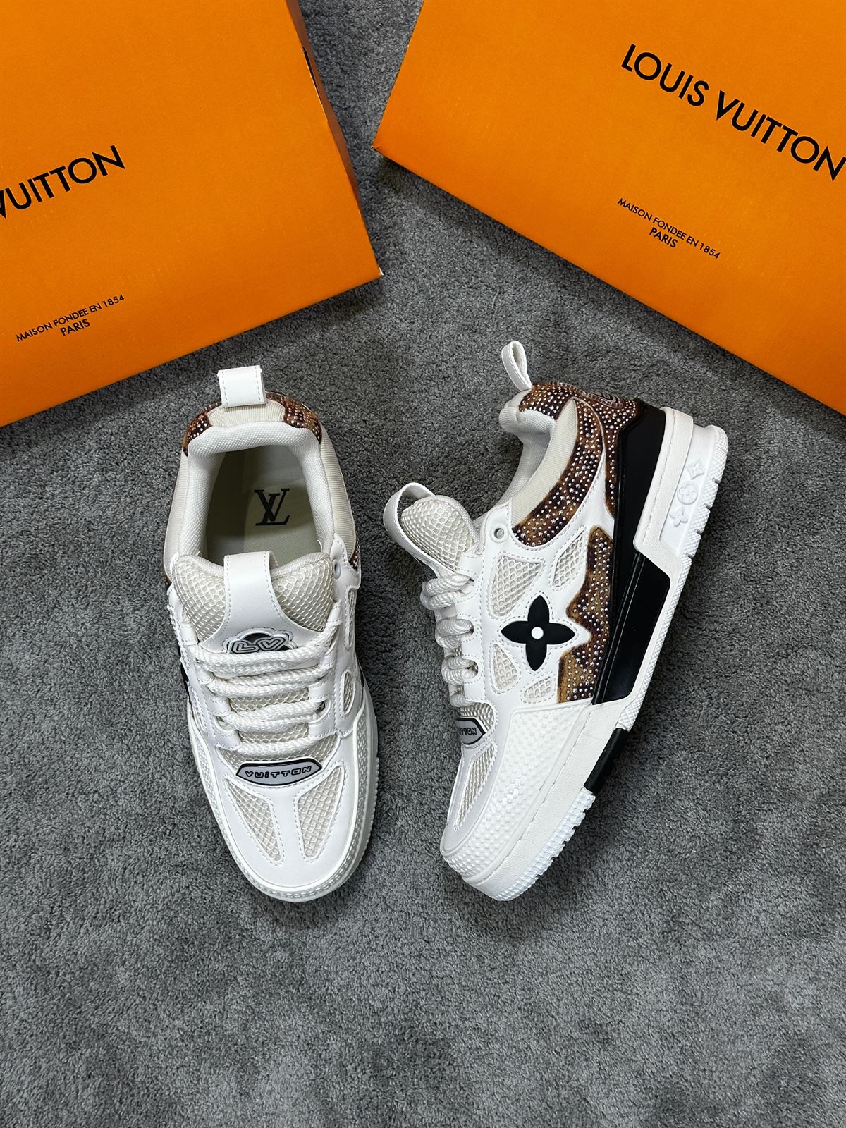 Zapatillas Louis Vuitton Trainer - Imagen 1