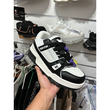 Zapatillas Louis Vuitton - Imagen 2