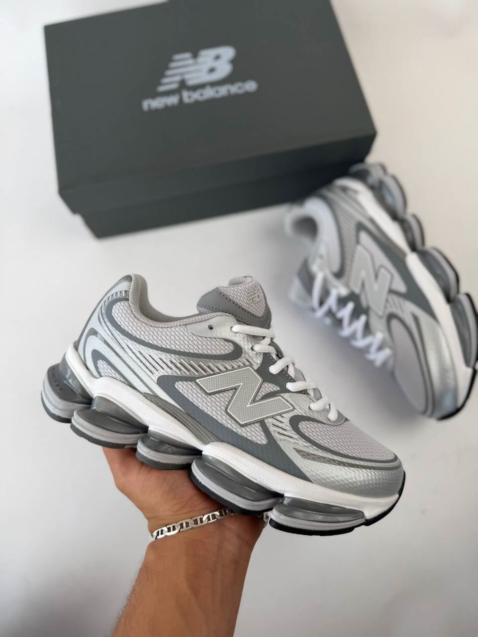 Zapatillas New Balance 2000 - Imagen 1