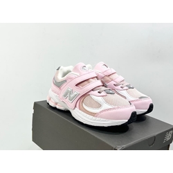 Zapatillas New Balance 2002 - Imagen 2