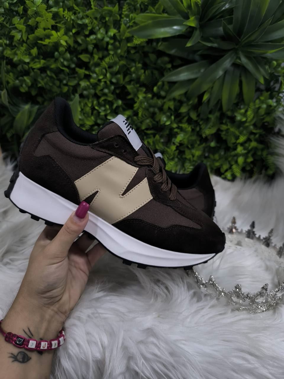 Zapatillas New balance 327 chocolate - Imagen 2