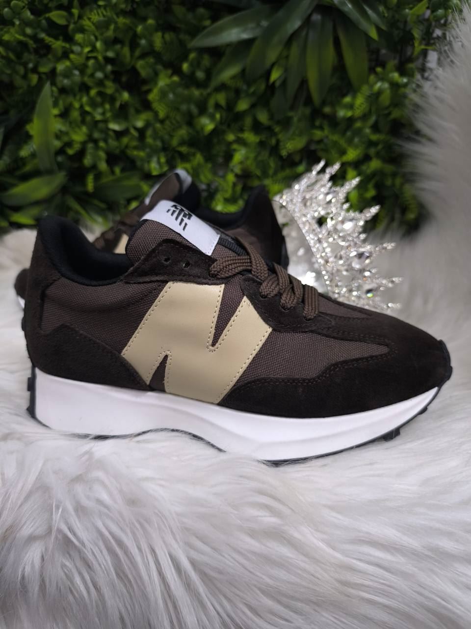 Zapatillas New balance 327 chocolate - Imagen 3