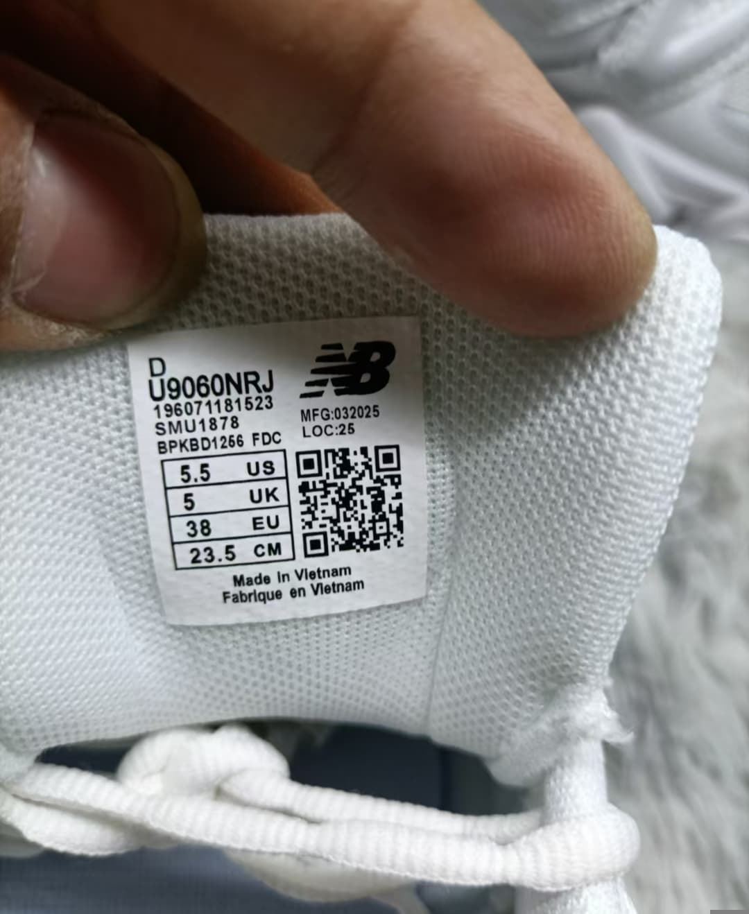 Zapatillas New Balance 9060 - Imagen 4