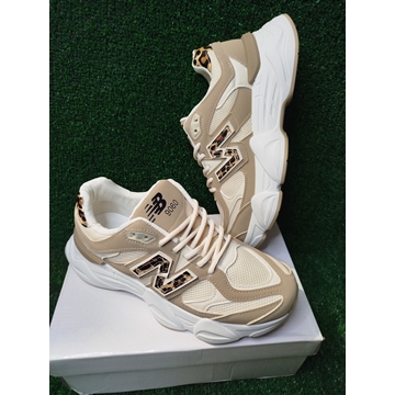 Zapatillas New balance leopardo - Imagen 1