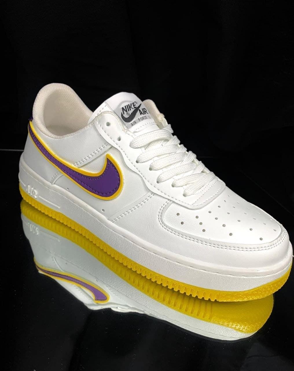 Zapatillas Nike Air force 1 Lakers - Imagen 4