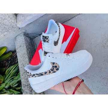 Zapatillas Nike Air force 1 leopardo niña - Imagen 1