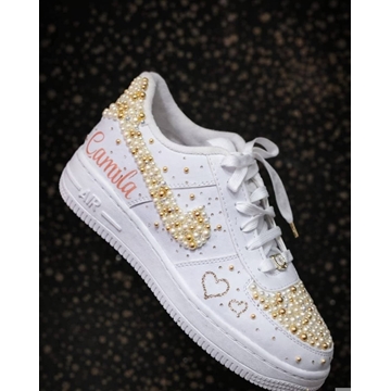 Zapatillas Nike Air force con perlas y corazones - Imagen 1