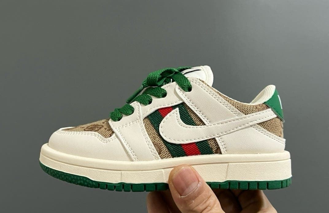 Zapatillas Nike Air force Gucci niños - Imagen 1