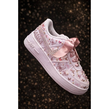 Zapatillas Nike  Air force one con perlas y mariposas - Imagen 1