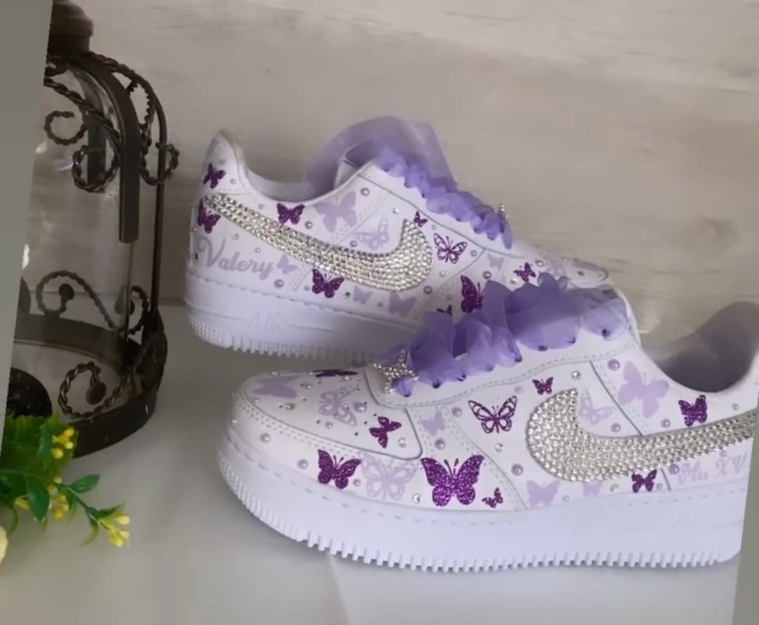 Zapatillas Nike Air Force One Mariposas y perlas - Imagen 1