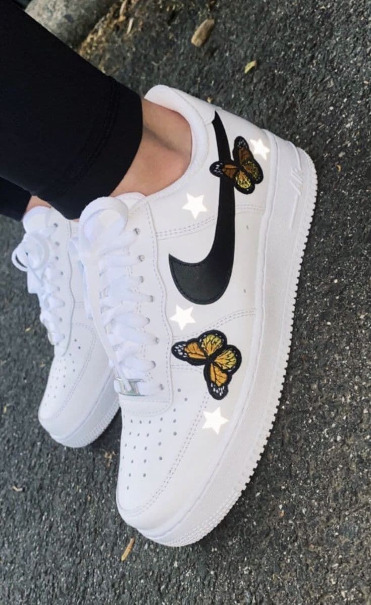 Zapatillas Nike Air force one mariposas - Imagen 2