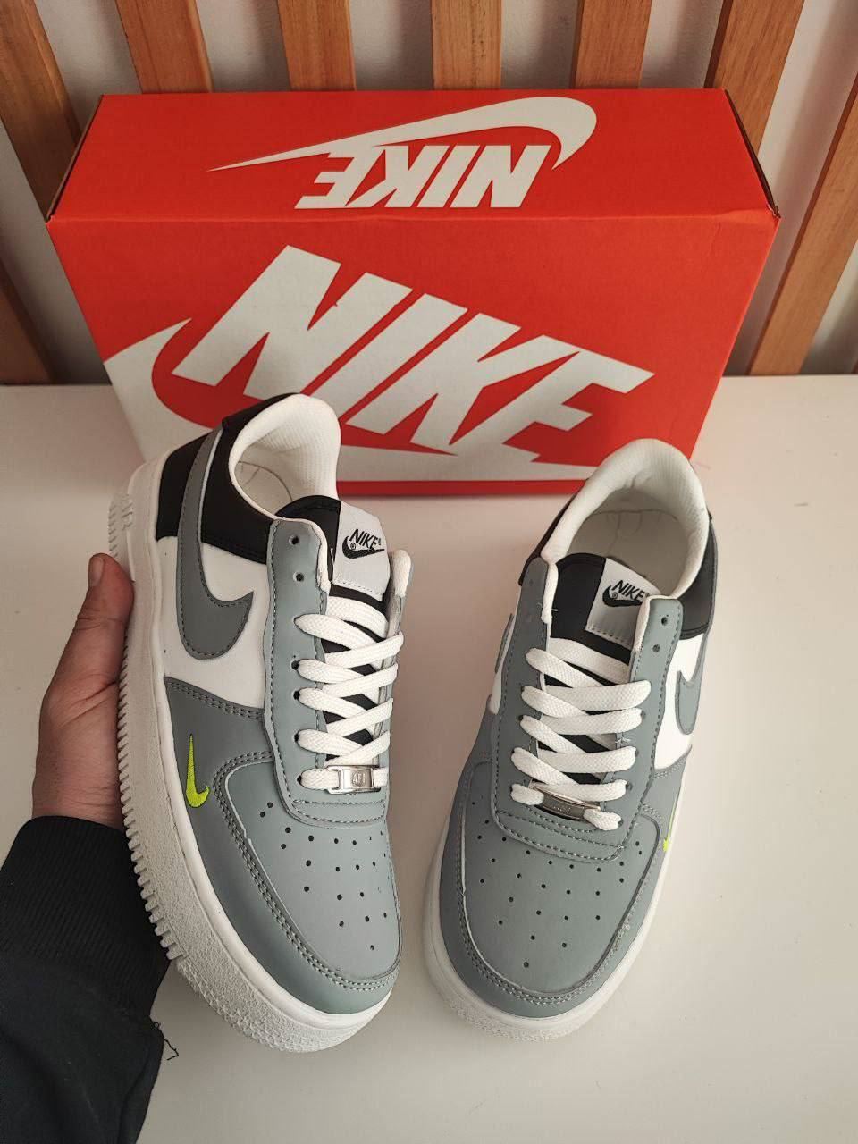 Zapatillas Nike Air force One - Imagen 1
