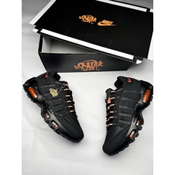 Zapatillas Nike Air Max 95 Syna World - Imagen 1