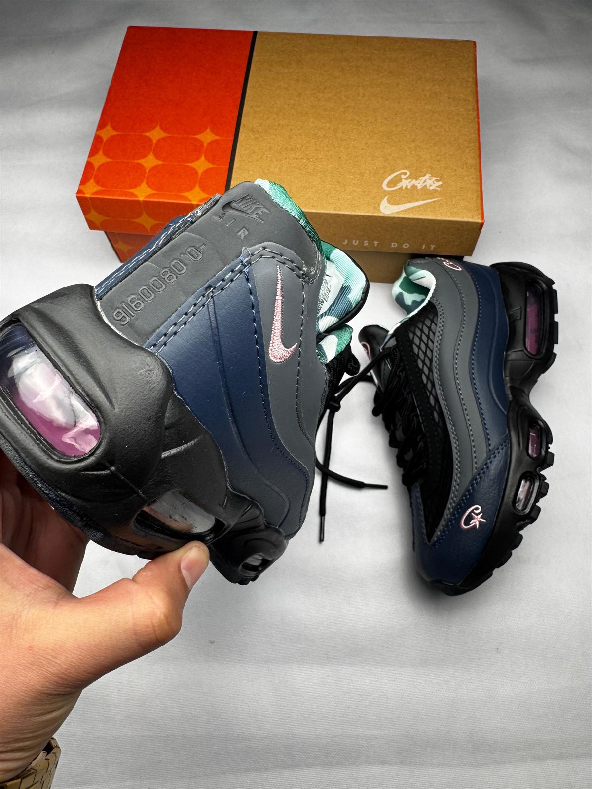 Zapatillas Nike Air Max 95 X Corteiz - Imagen 9