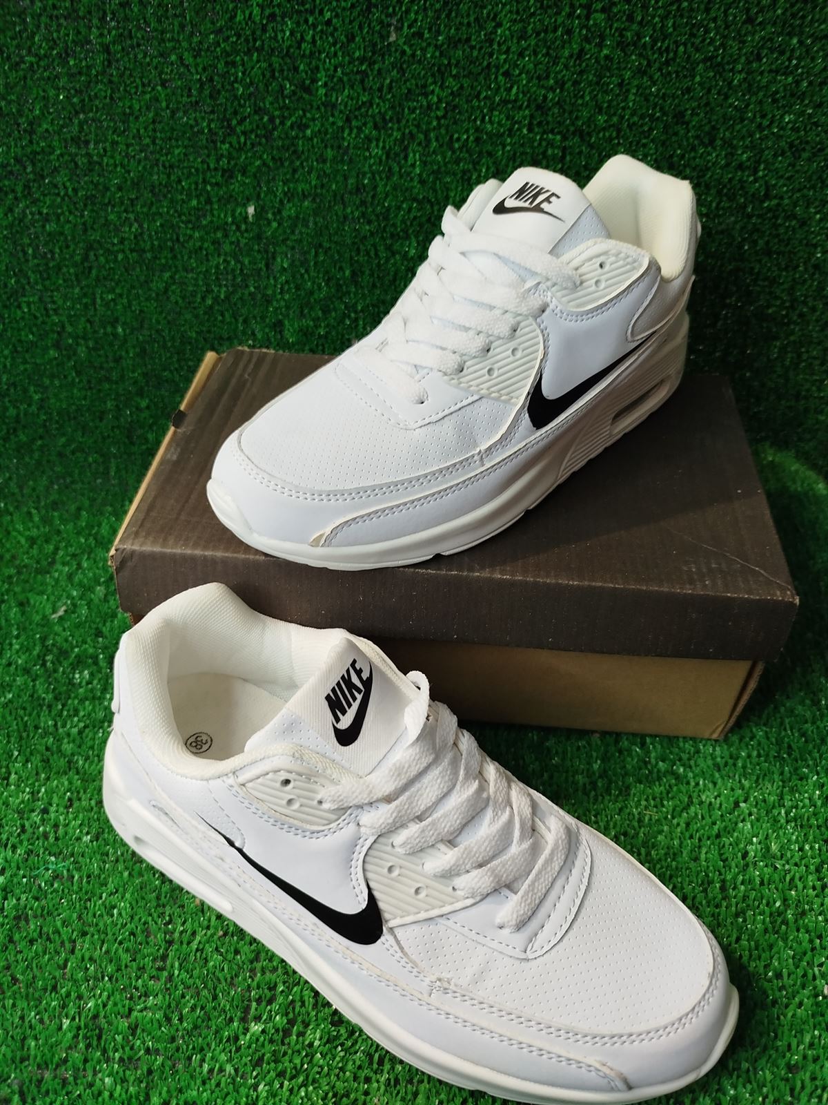 Zapatillas Nike Air Max - Imagen 2