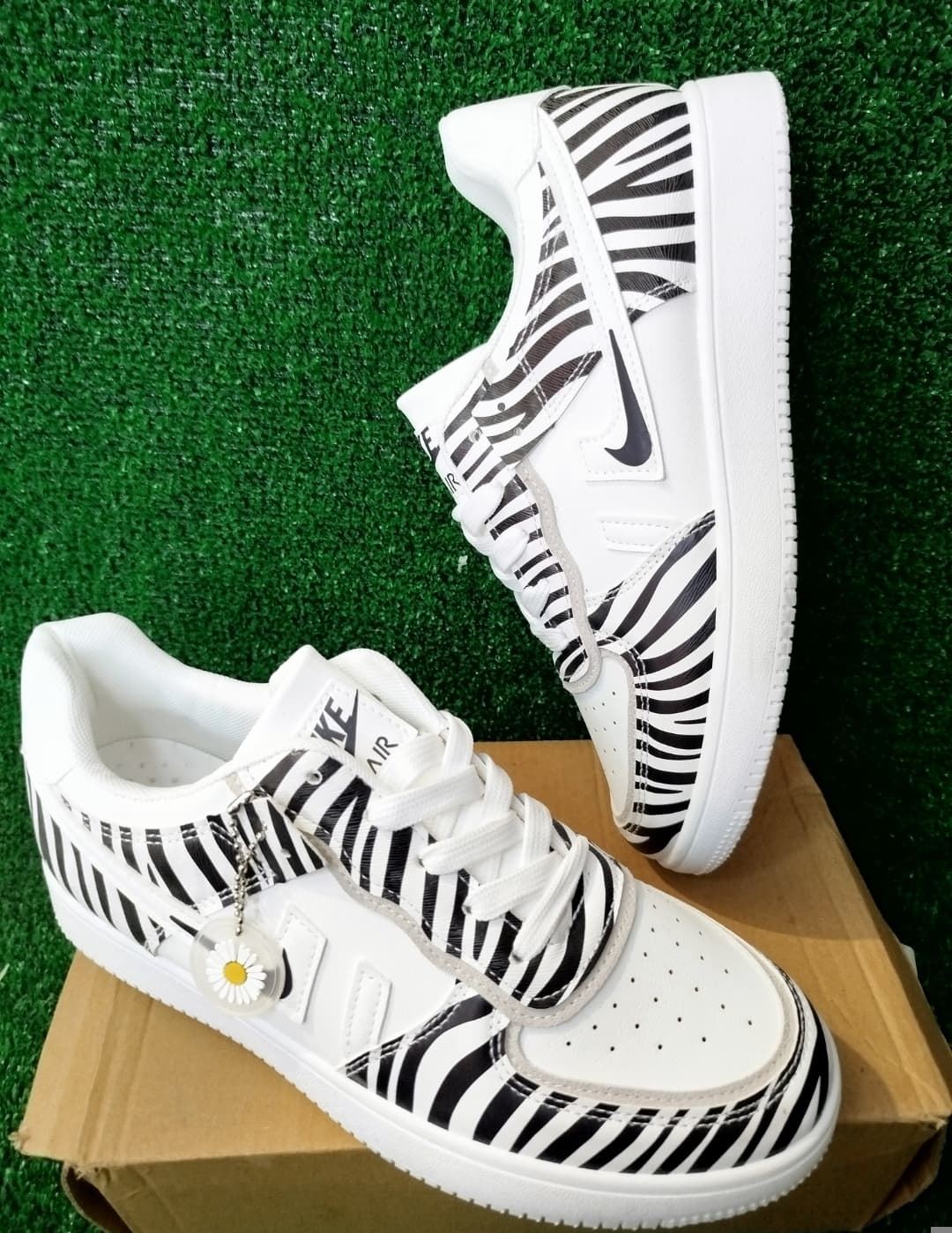 Zapatillas Nike cebra ofertas - Imagen 2