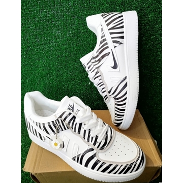 Zapatillas Nike cebra ofertas - Imagen 2