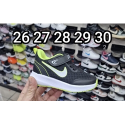 Zapatillas Nike con velcro - Imagen 1