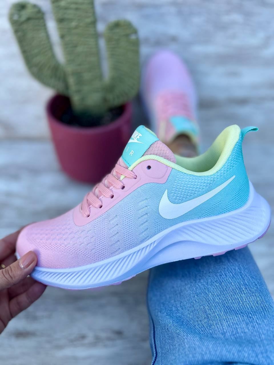 Zapatillas Nike de tela - Imagen 3