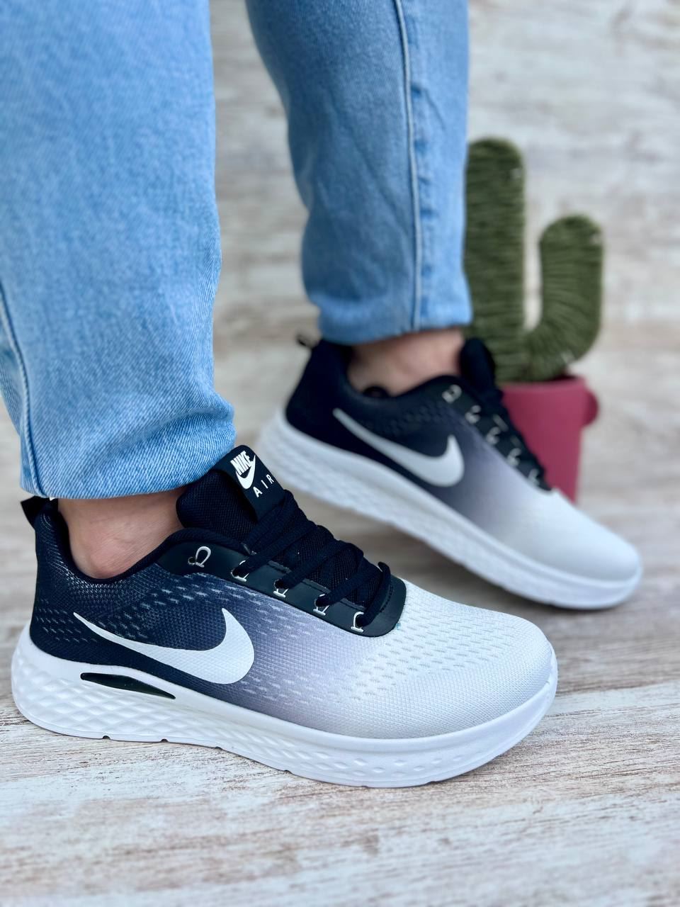 Zapatillas Nike de tela - Imagen 5