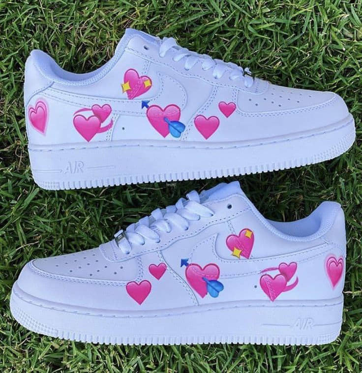 Zapatillas Nike force one corazones - Imagen 1
