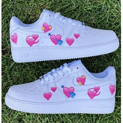 Zapatillas Nike force one corazones - Imagen 1