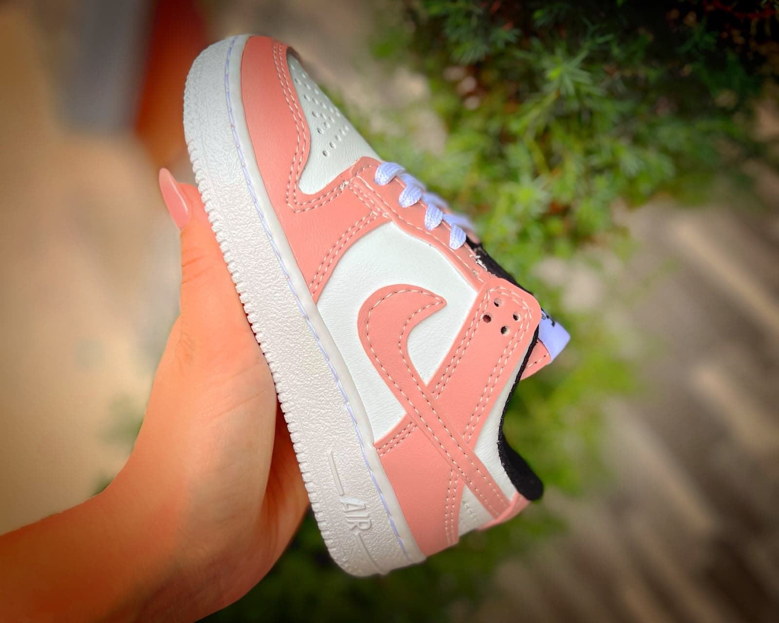 Zapatillas Nike Low rosa - Imagen 1