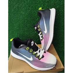 Zapatillas Nike multicolor oferta - Imagen 2