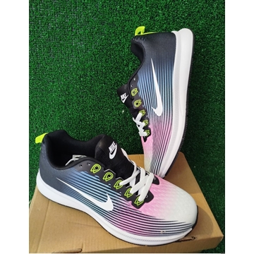 Zapatillas Nike multicolor oferta - Imagen 2