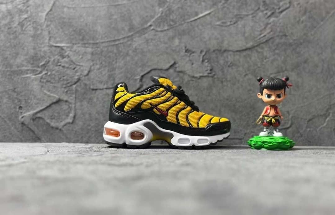 Sneaker Foot Locker Botas De Futbol Zapatillas Nike TN De Niños