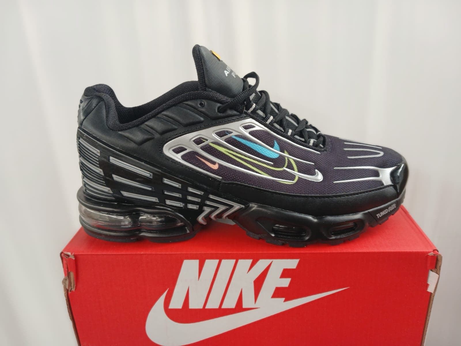 Zapatillas Nike TN plus 3 - Imagen 2
