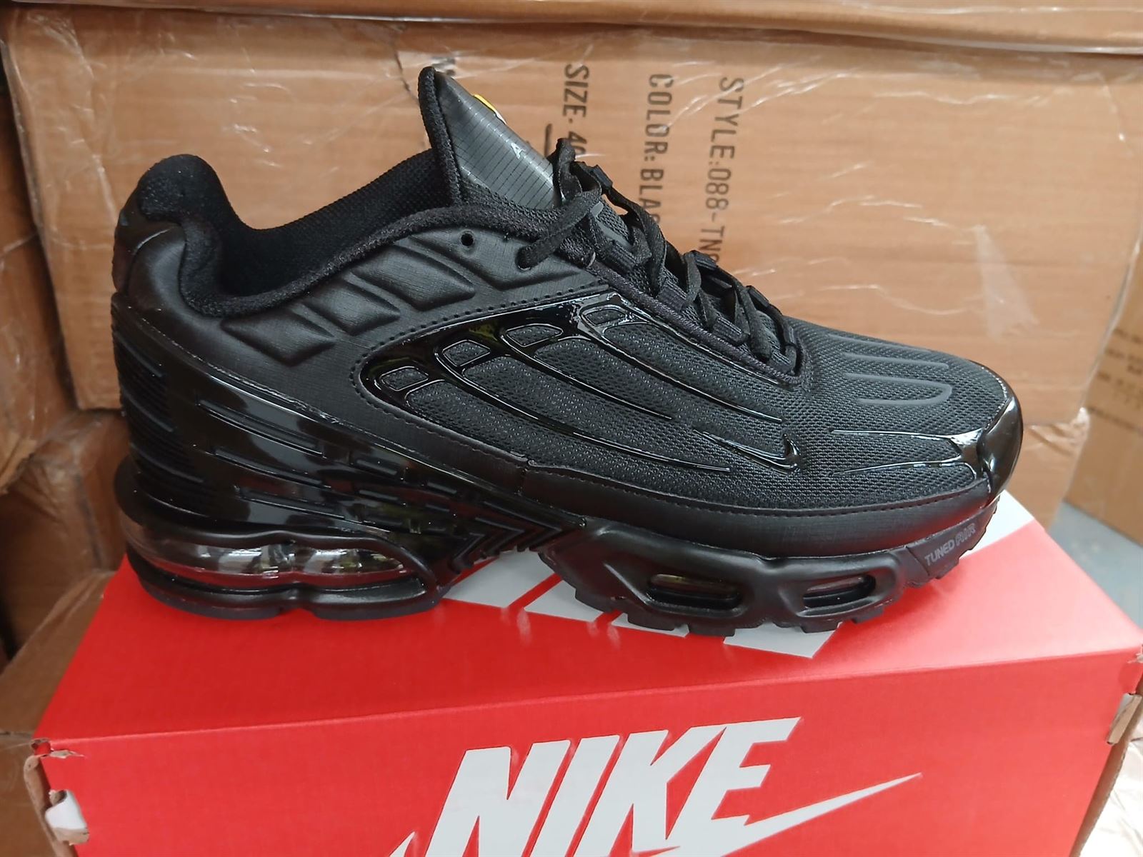Zapatillas Nike TN plus 3 - Imagen 2