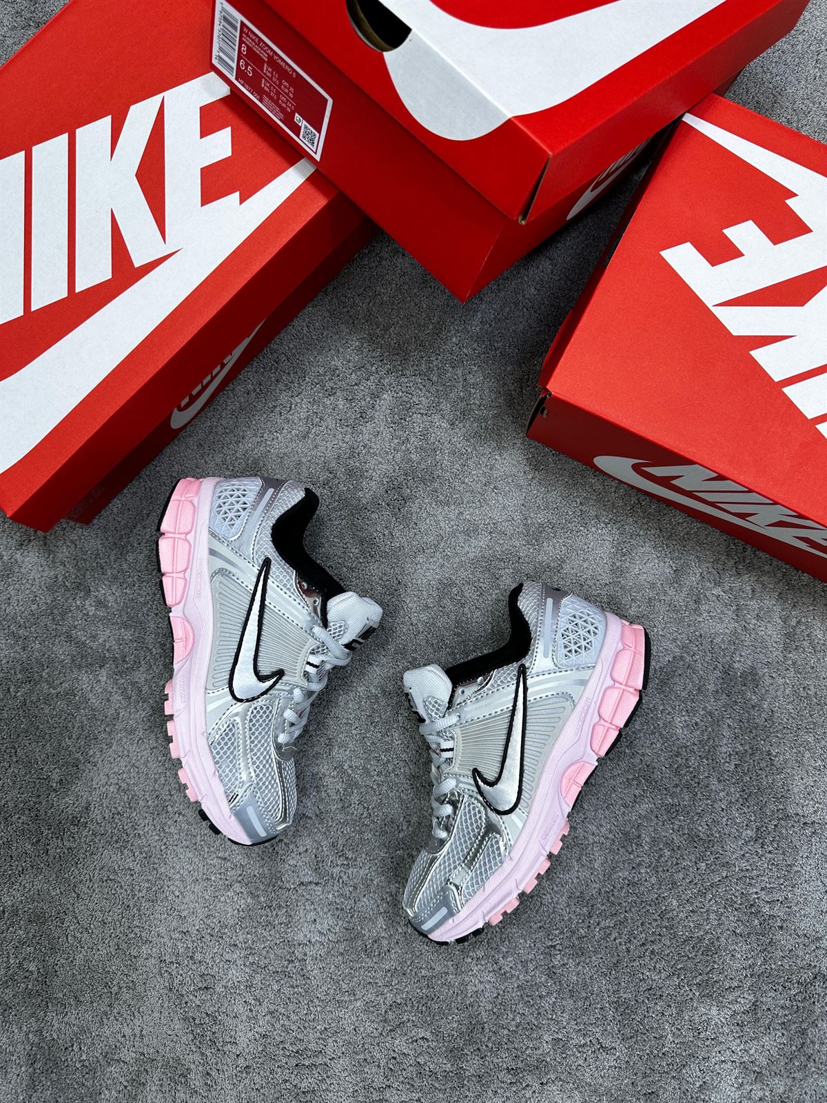 Zapatillas Nike Vomero 5 - Imagen 1