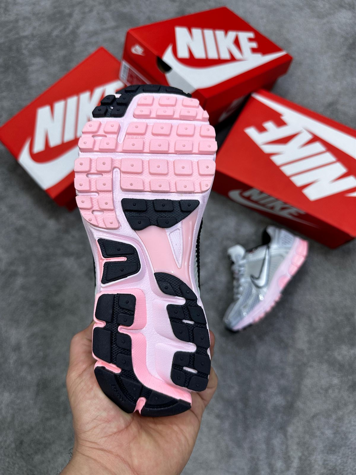 Zapatillas Nike Vomero 5 - Imagen 5