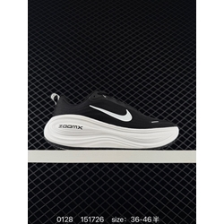 Zapatillas Nike Vomero Plus - Imagen 2