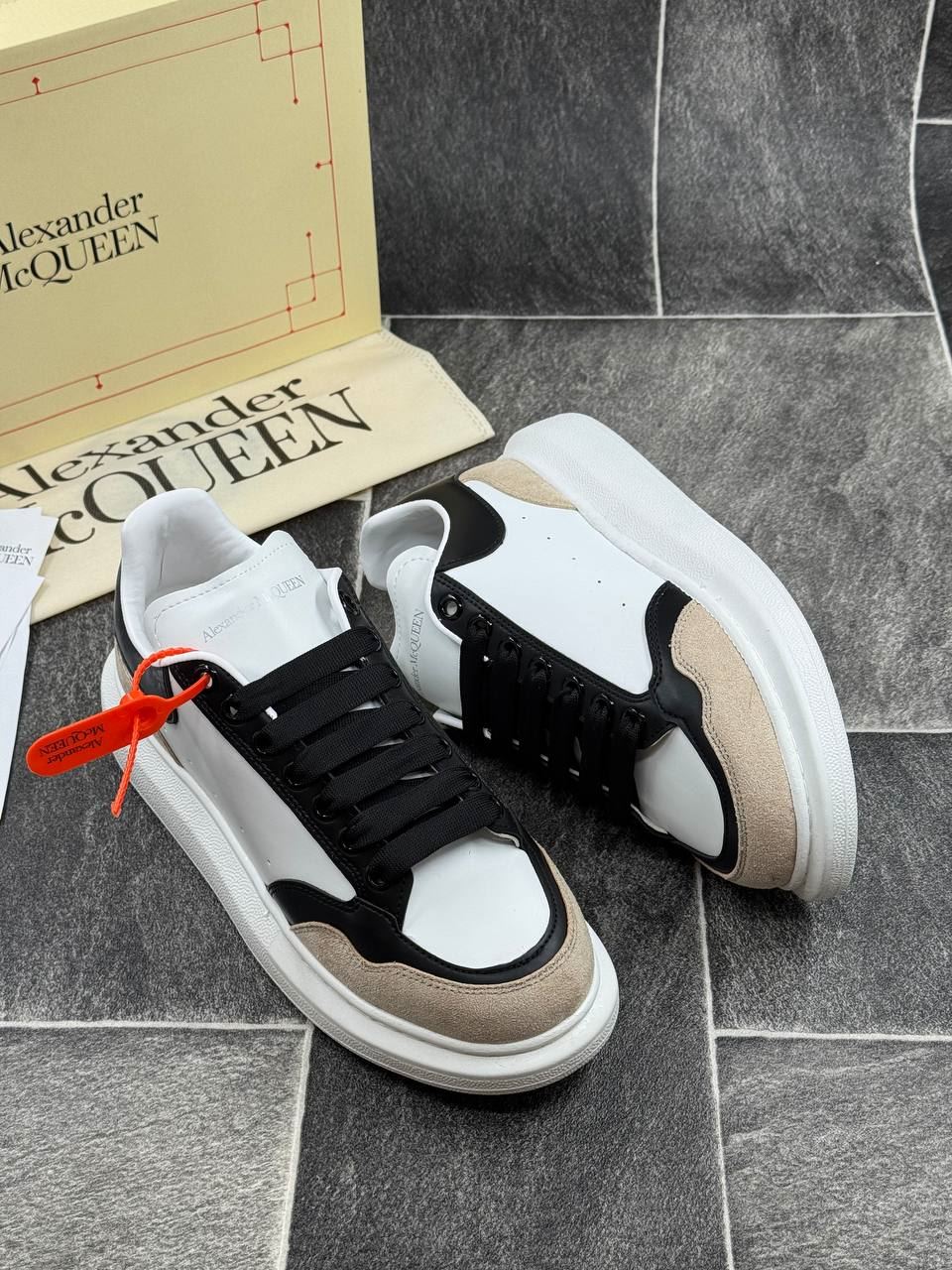 Zapatillas Oversize  Alexander McQueen - Imagen 2