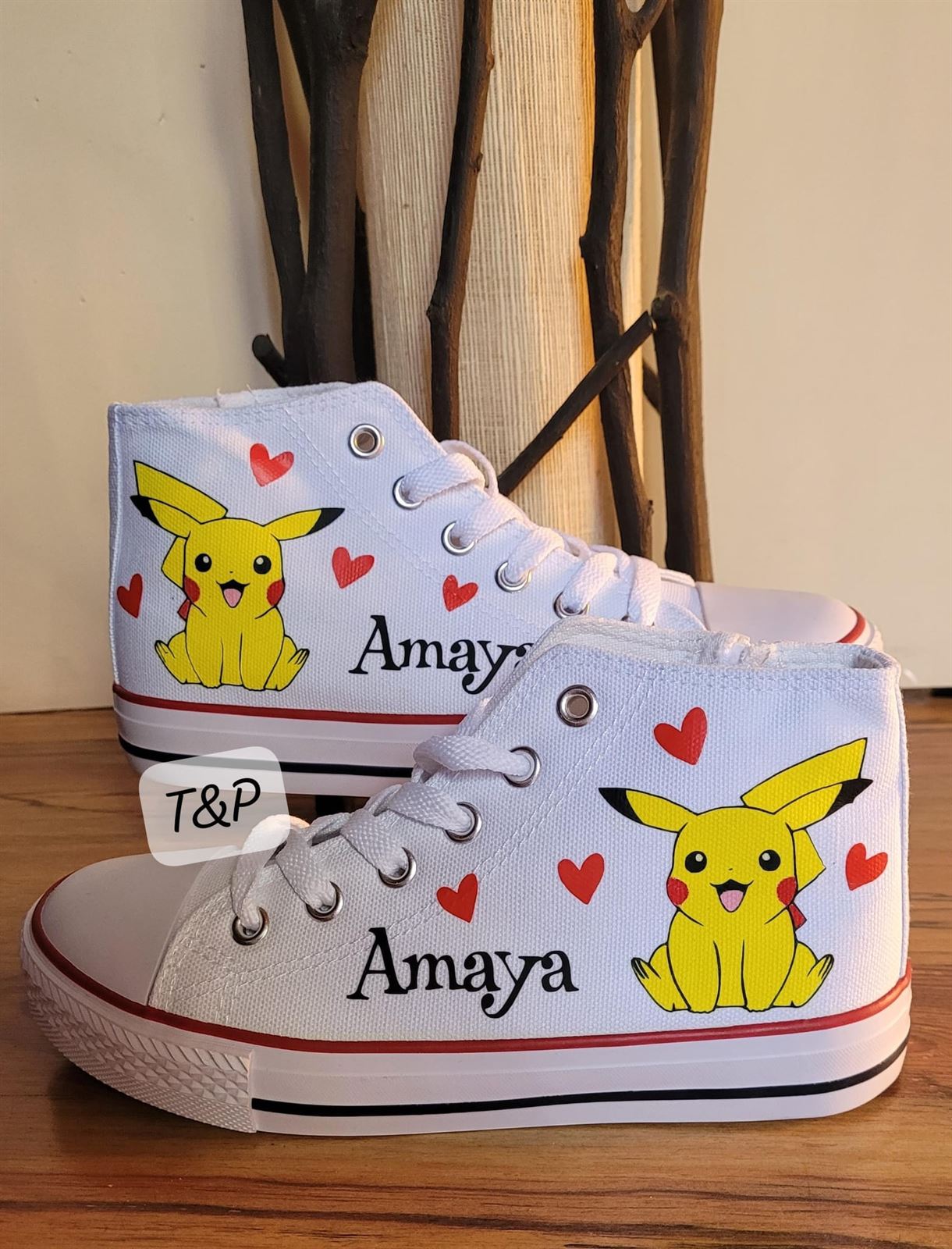Zapatillas personalizadas Pikachu - Imagen 1