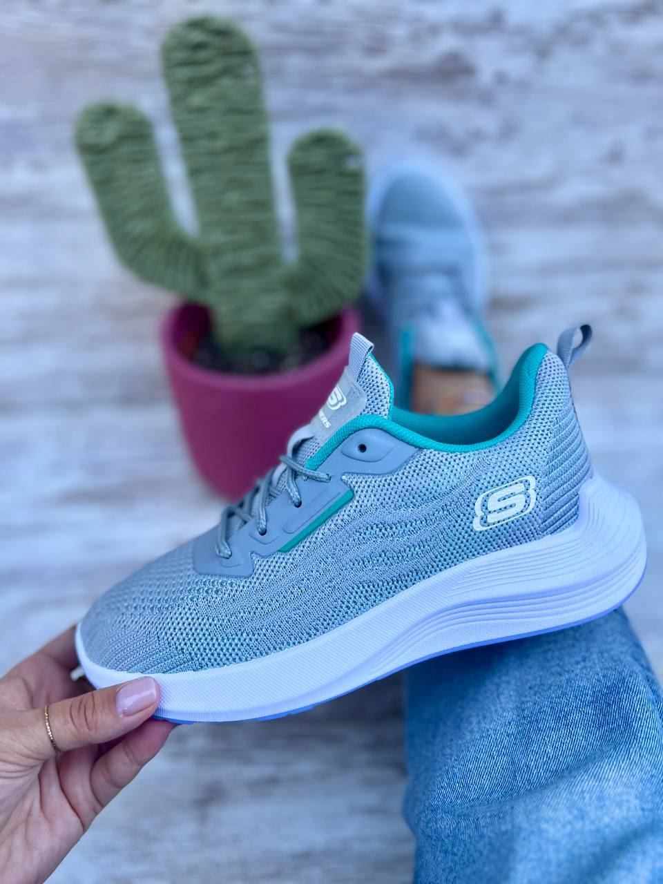 Zapatillas Skechers de tela - Imagen 3
