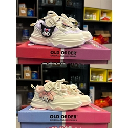 Zapatillas  sneakers niña kuromi y Melody - Imagen 1