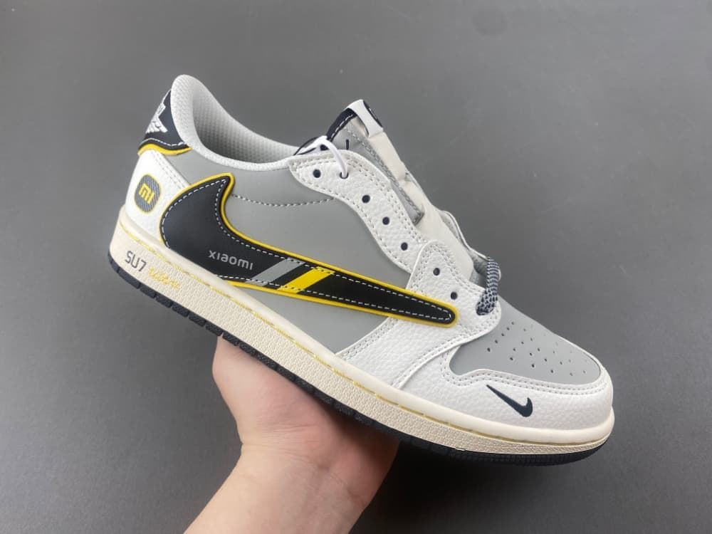Zapatillas Travis S x Air Jordan 1 Low - Imagen 1
