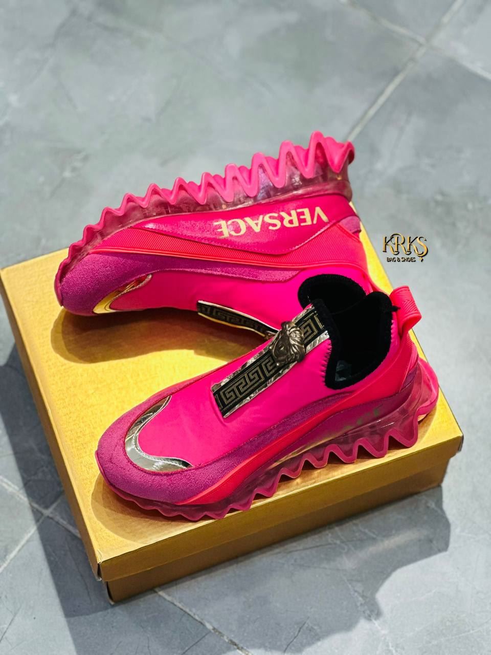 Zapatillas Versace primavera verano 25 - Imagen 3
