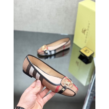 Zapatos bailarinas Burberry - Imagen 2