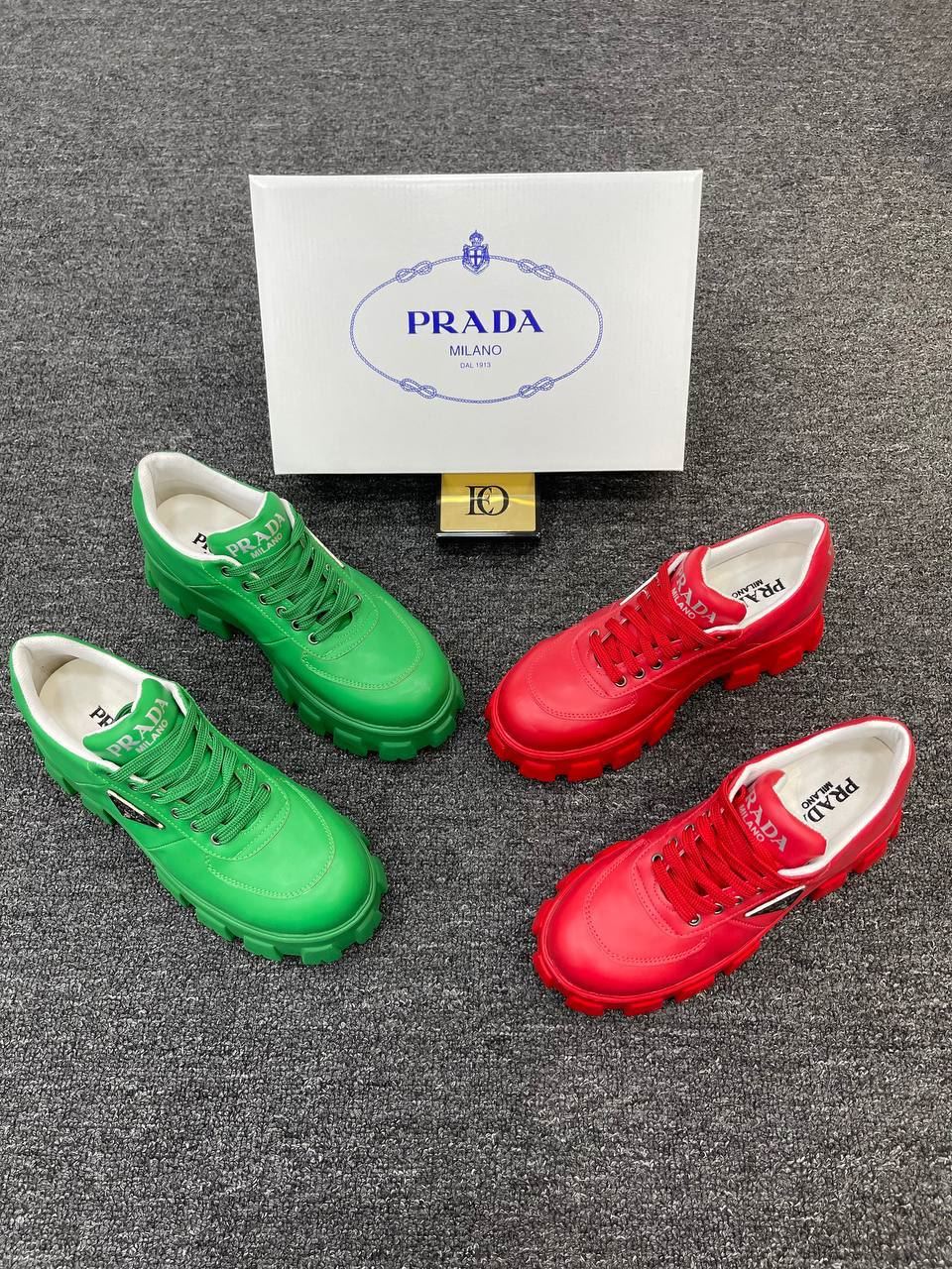 Zapatos de mujer Prada - Imagen 1