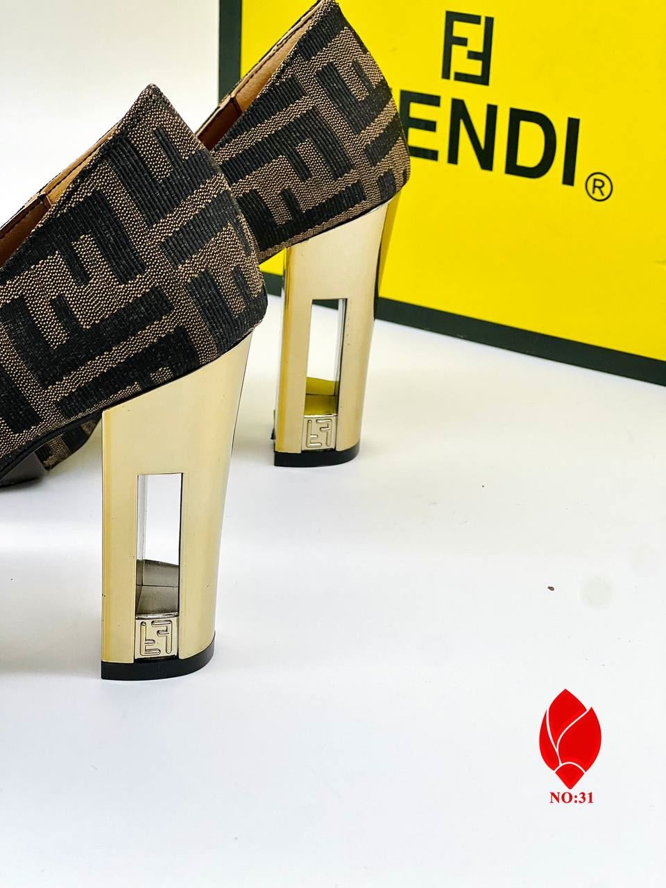 Zapatos de tacón Fendi - Imagen 3