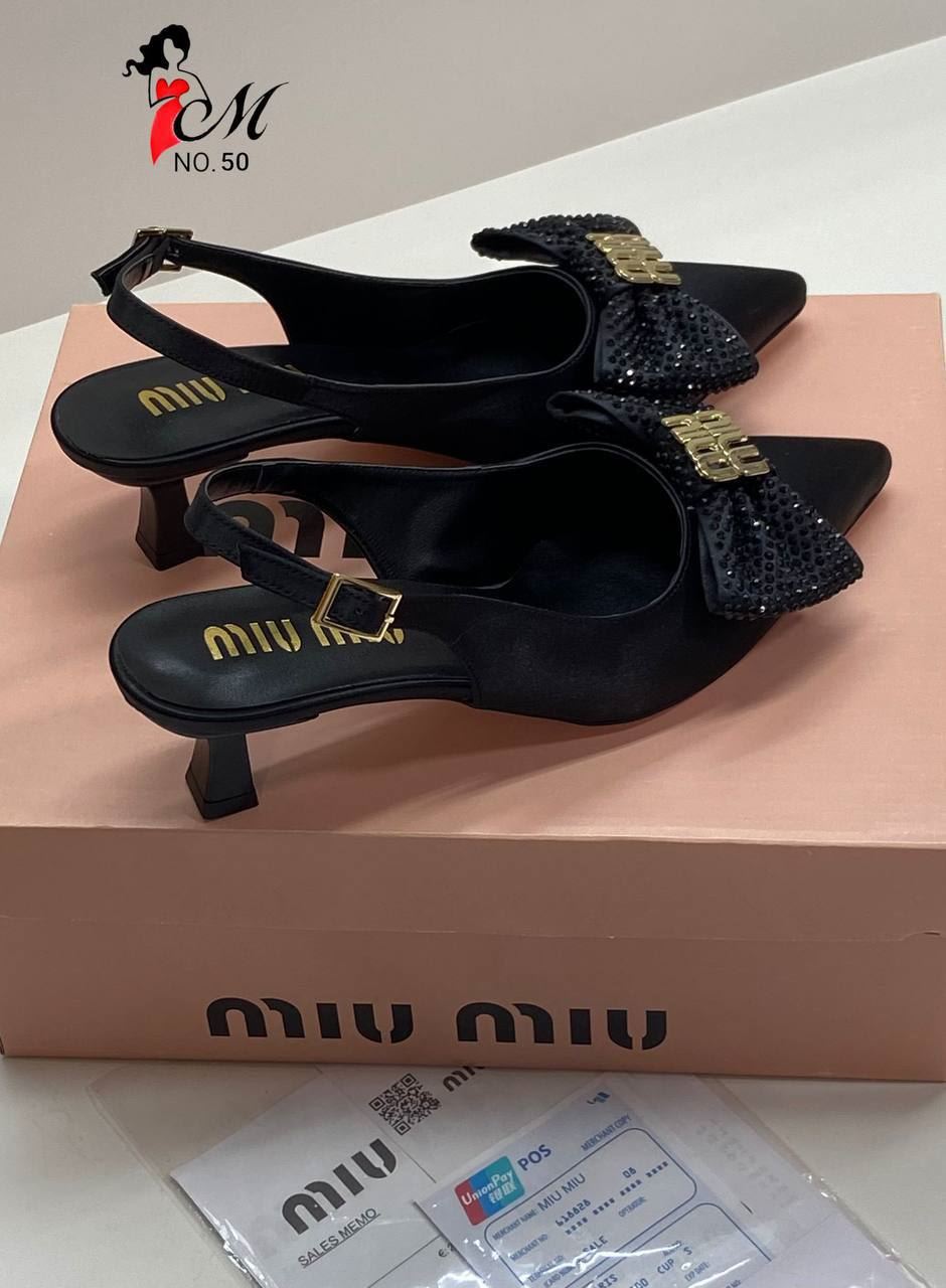 Zapatos Miu Miu de charol - Imagen 2